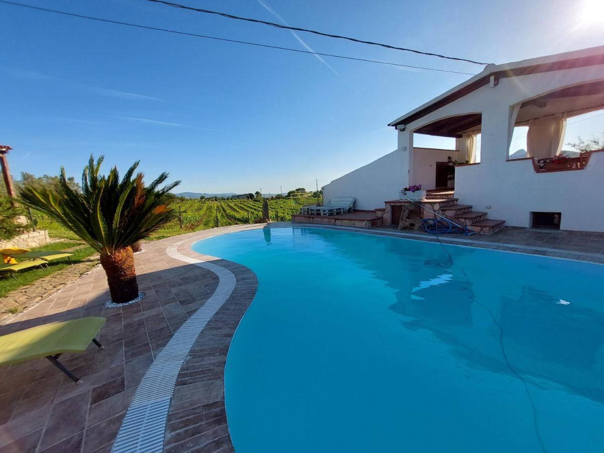 Agriturismo B&B Domo De Resteblas Berchidda Extérieur photo