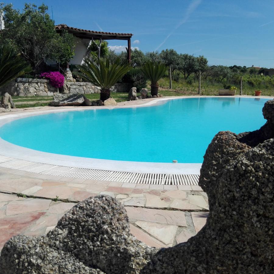 Agriturismo B&B Domo De Resteblas Berchidda Extérieur photo